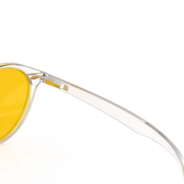 A Hinge closeup of Gloojo AmberShield Amber Lens Round Light Sensitivity Glasses – Clear