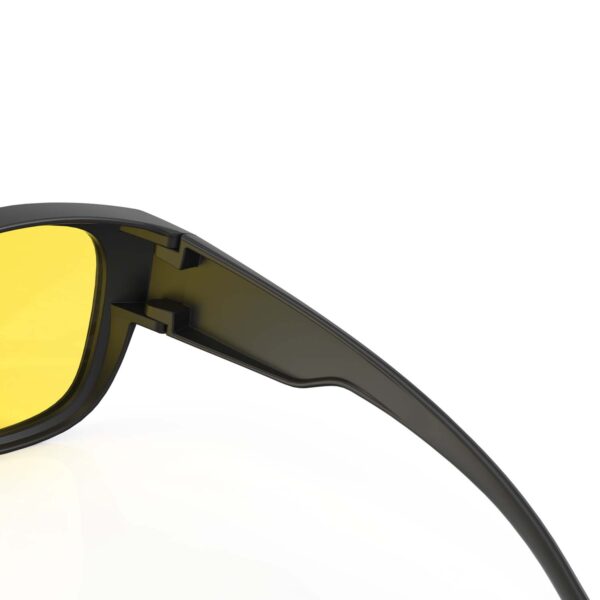 A Hinge closeup of Gloojo SunBoost Yellow Lens Square Fitover Screen Glasses – Black