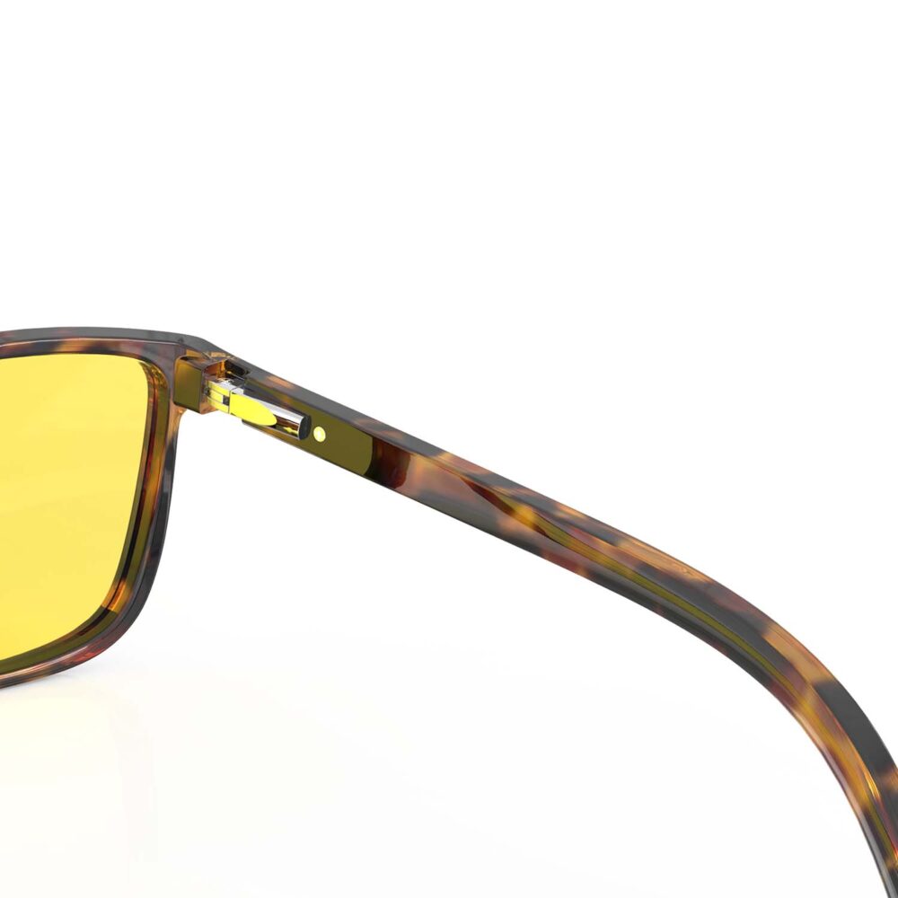A Hinge closeup of Gloojo Sun Boost Yellow Lens wayfarer Screen Glasses – Tortoiseshell