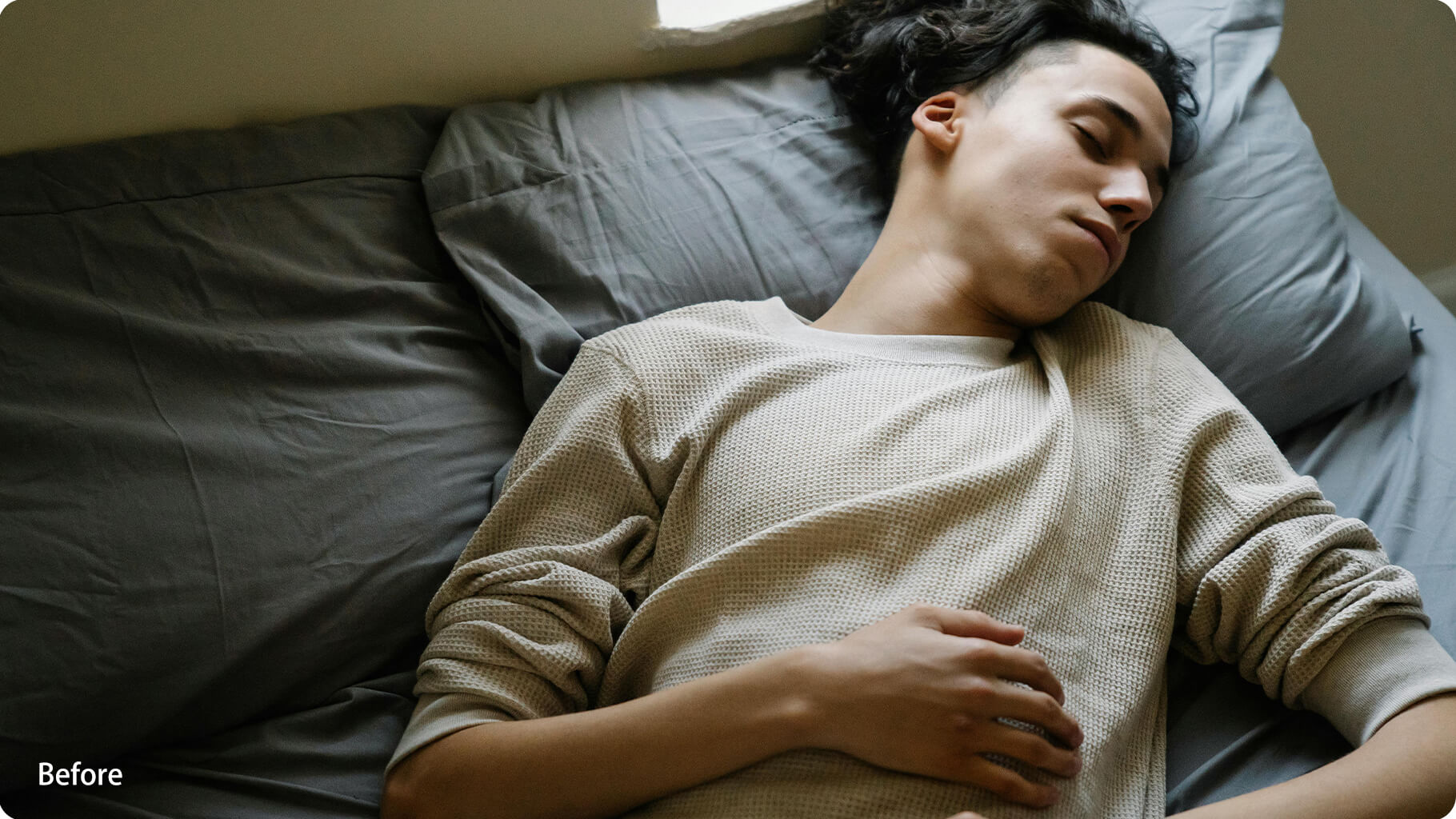 Before Wearing Orange Lens Glasses Exposed to harsh blue light from digital screens, causing eye strain and discomfort during sleep