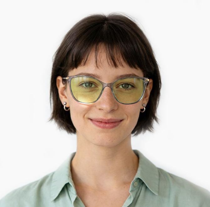 Gloojo-Sun-Boost-Lenses-Model-Front-View-with-Cat-Eye-Clear-Frame